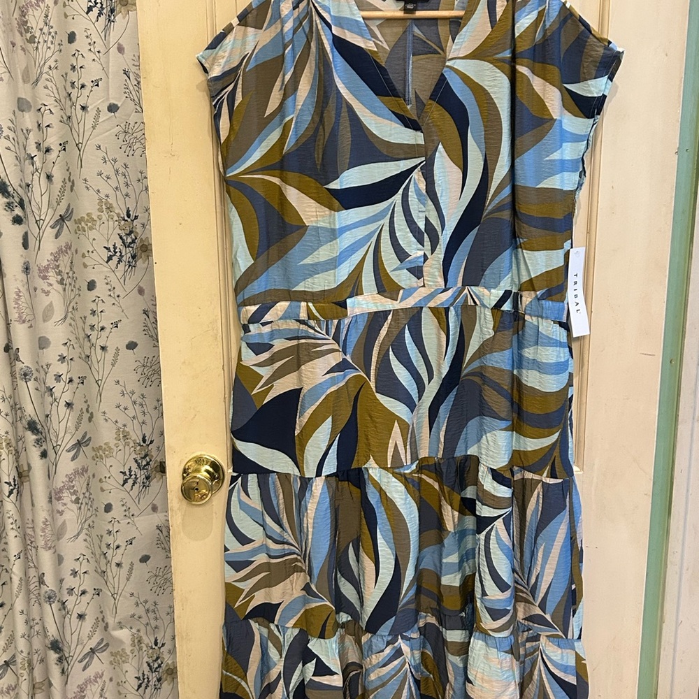 Tribal Blue and Brown Leaf Print Maxi Dress